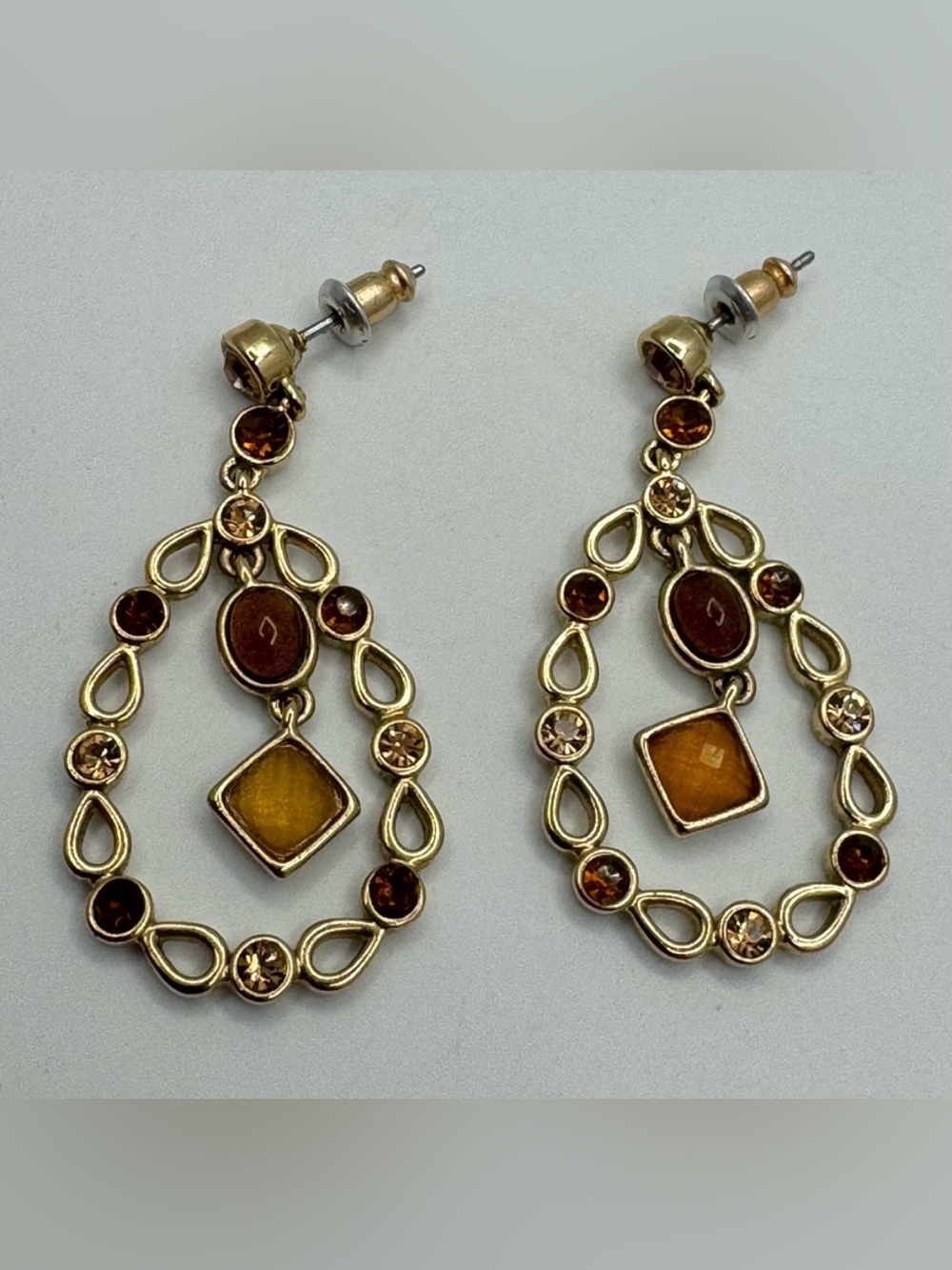 Gold Tone Teardrop Dangle Earrings Amber Brown Stones Vintage Style